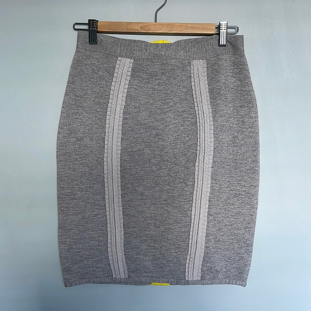 2/$20 Cut 25 by Yigal Azruel Skirt M
